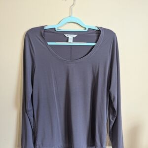 Athleta Stratus II Women's Long Sleeve Tee Size Small